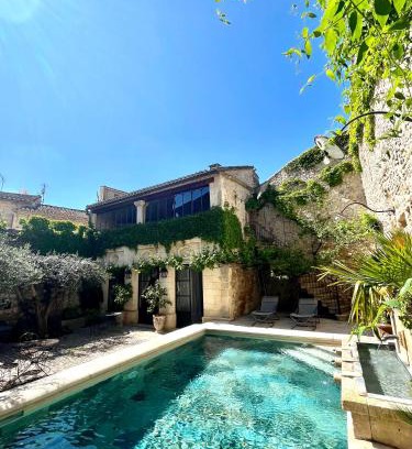 Collias House | Le patio de Collias