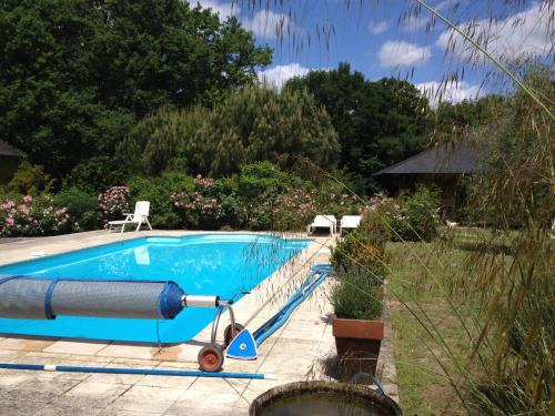 Le Vieil-Bauge House | le petit clos