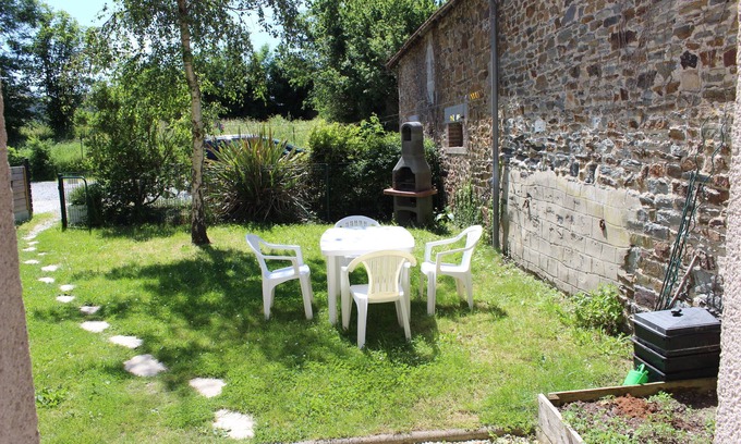 Saint-Pair-sur-Mer Apartment | Le Petit Ecutot, garden level