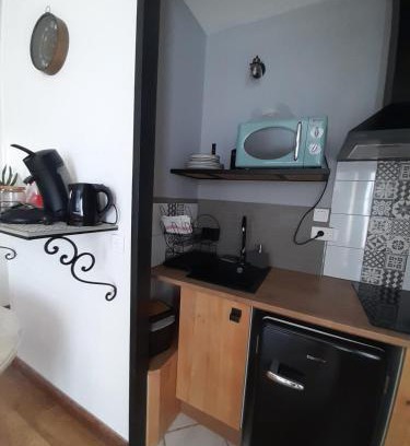 Saint-Pompain Apartment | Le Petit Gîte de la gare