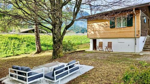 Rougemont Ski Chalet | Le Petite Chalet
