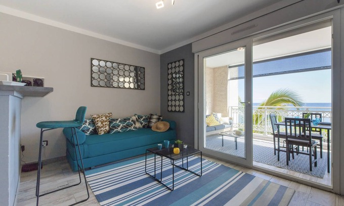 Trois-Bassins Apartment | Le Pétrel Blanc - apartment directly on the beach and lagoon