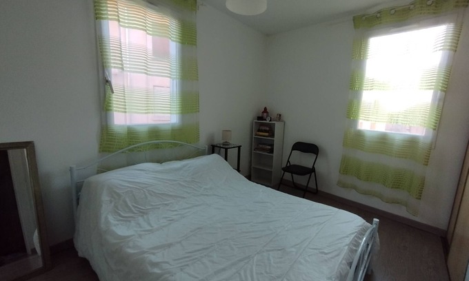 Digne-les-Bains Apartment | Le Pied de Ville, Appartement T3 Dans la Vieille Ville de Digne les Bains