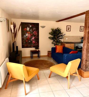 Beaulieu-sur-Sonnette Apartment | Le Plantier 1