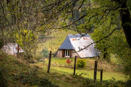 Mandailles-Saint-Julien House | Le Pradima