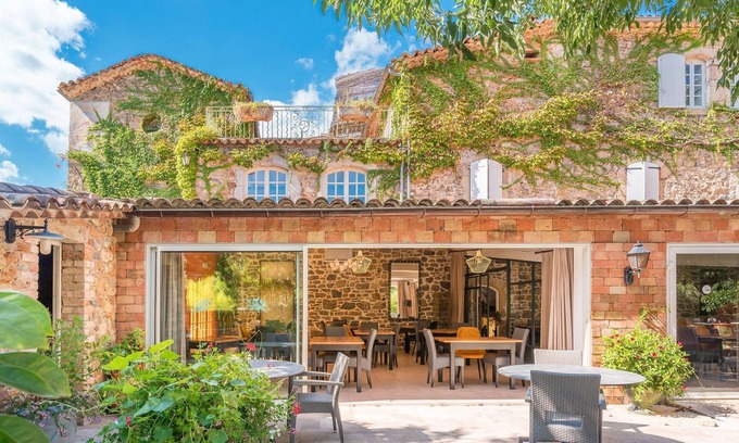 Mialet Hotel | Le Pradinas
