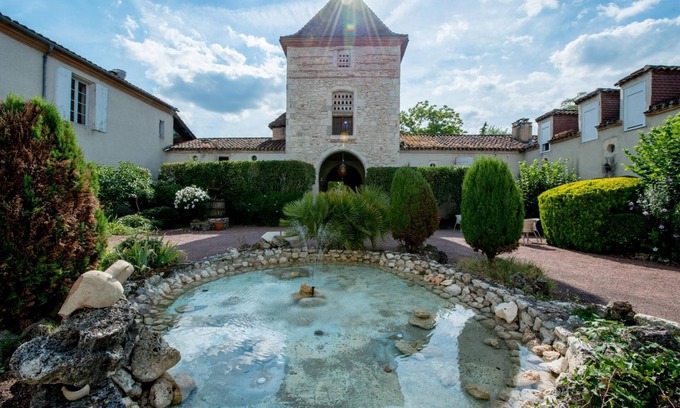 Serignac-sur-Garonne Hotel | Le Prince Noir