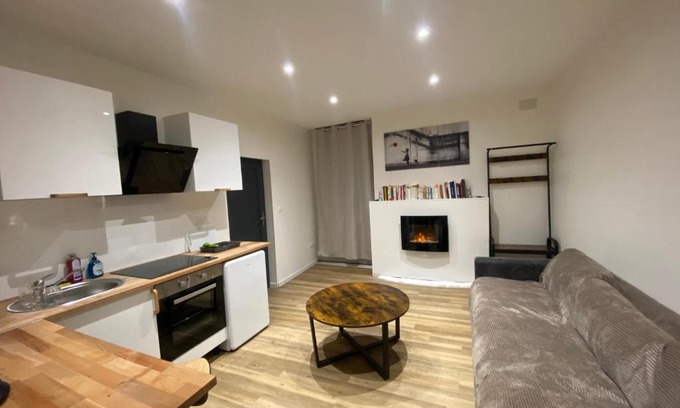 Nevers Apartment | Le puits du bourg