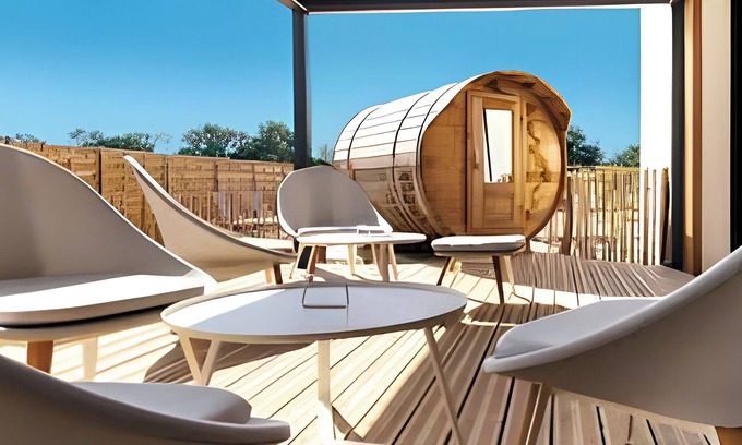 Sainte-Foy Cottage | Le Refuge du Lac*Wellness & Comfort with breathtaking view of the lake*Near the sea