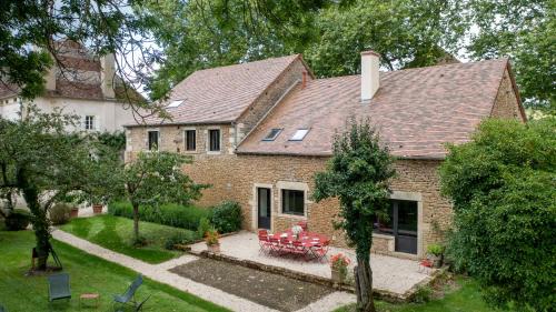 Chailly-sur-Armancon House | Le Ribouillon