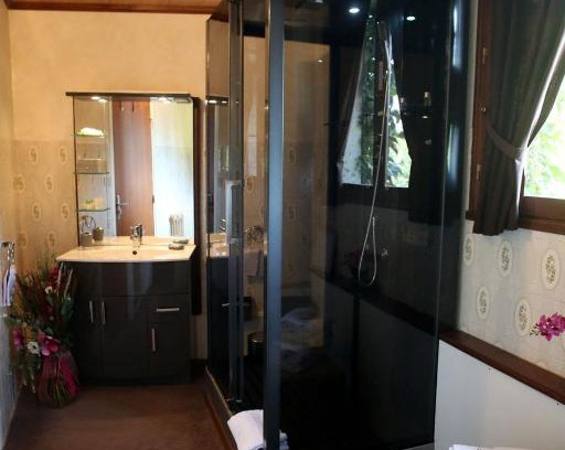 Mezieres-sur-Oise Bed & Breakfast | Le Robinson