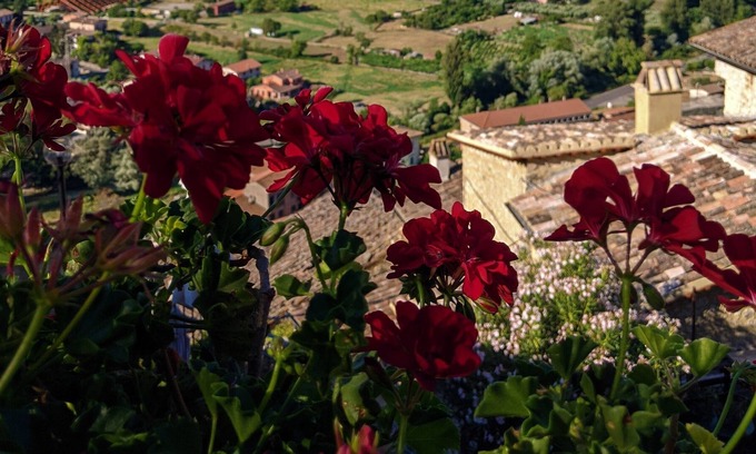 Precetto House | LE ROCCHE - Under the Castle, ZAFFIRO Apartment with SPA and Black River view