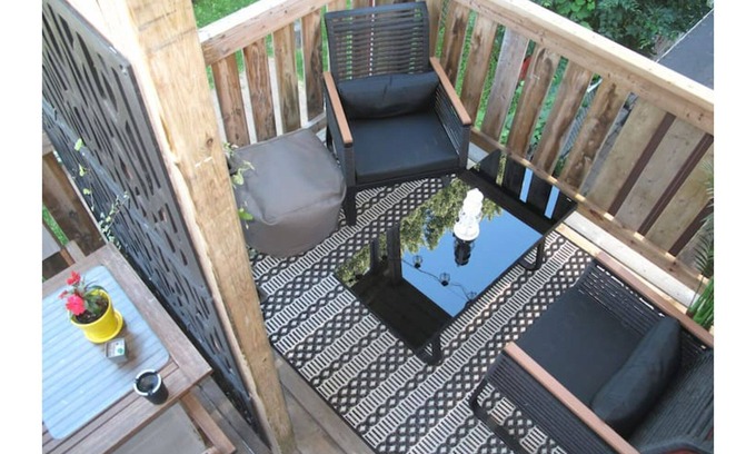 Mauricie Apartment | Le Sainte-Julie Loft & Parking