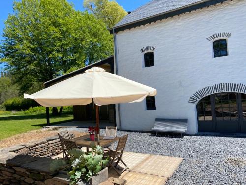 Fauvillers House | Le Scailleteux - Gîte de charme clôturé, accès à la rivière