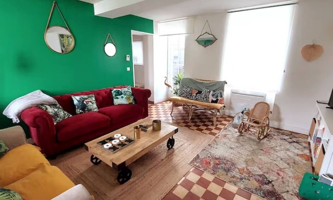 Vierville-sur-Mer House | Le So Wild, 800m from Omaha beach, 200m from family home with garden