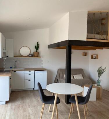 Ruelle-sur-Touvre House | Le Studio