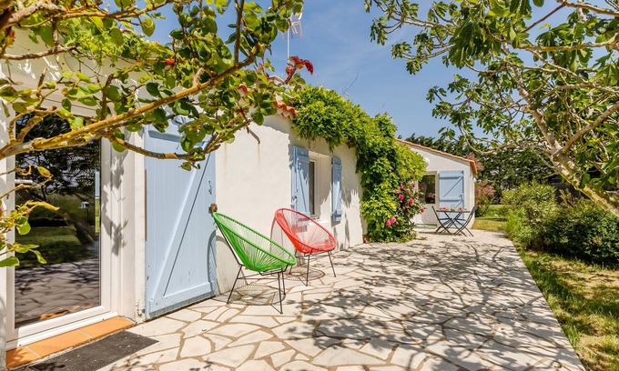 Beauvoir-sur-Mer House | Le Terre Mer - Three Bedroom House, Sleeps 6
