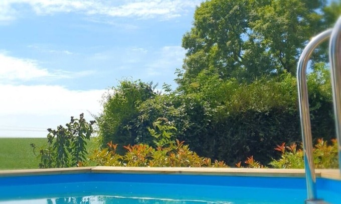 Boffles Apartment | Le Tournesol - Charming 1 bedroom French Cottage