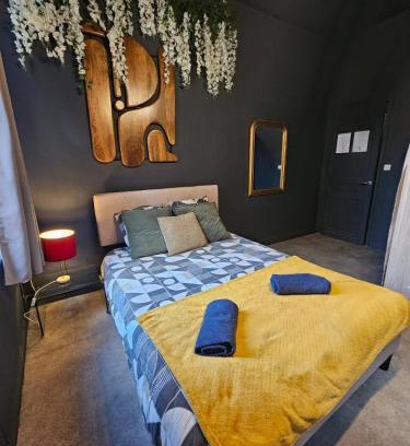 Henin-Beaumont Apartment | Le Velvet