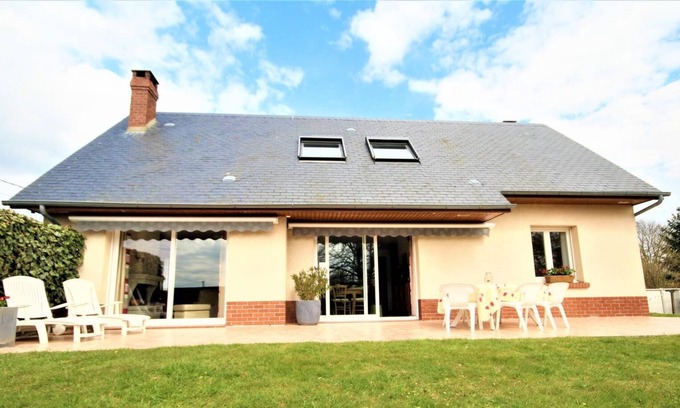 Mesnieres-en-Bray House | Le Vert Tilleul - Mesnieres EN Bray