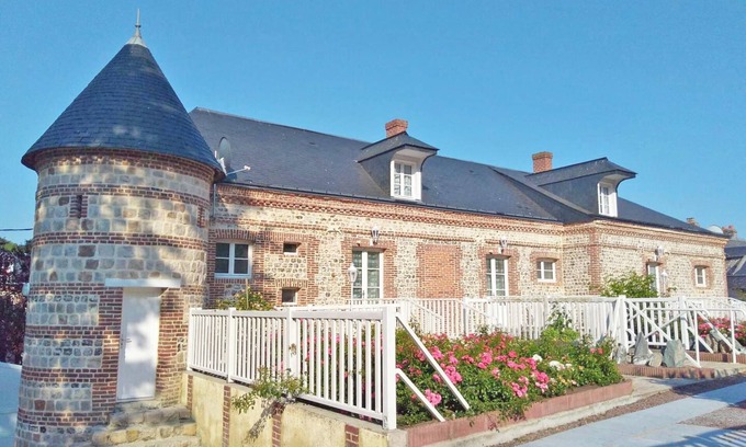 Veules-les-Roses House | Le Vieux Logis-dyane&christian
