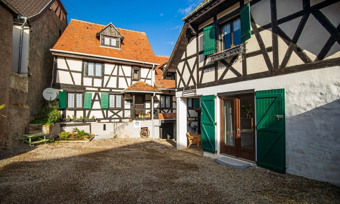 Dieffenthal House | Le Vieux Pressoir - 8 bedrooms - up to 15 people - 6 bathrooms