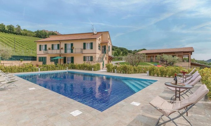 Montedinove House | Le Vigne di Clementina Fabi
