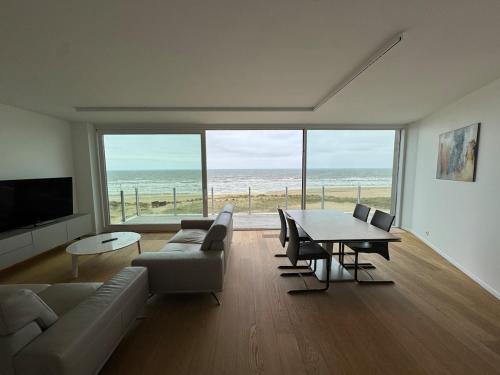 Koksijde Apartment | Le Zilt Appartement rénové deux chambres vue mer et dune avec parking privé à La Panne by La Conciergerie
