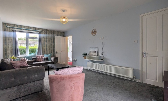 Harborne Apartment | Leabon Grove House - 3 bed 1 and half bath