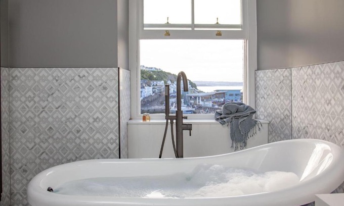 Brixham Hotel | Leader, Maritime Suites, Brixham