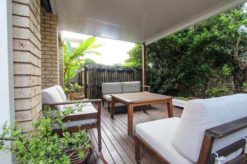 Nundah Apartment | Leafy Retreat Townhouse Near Airport & City