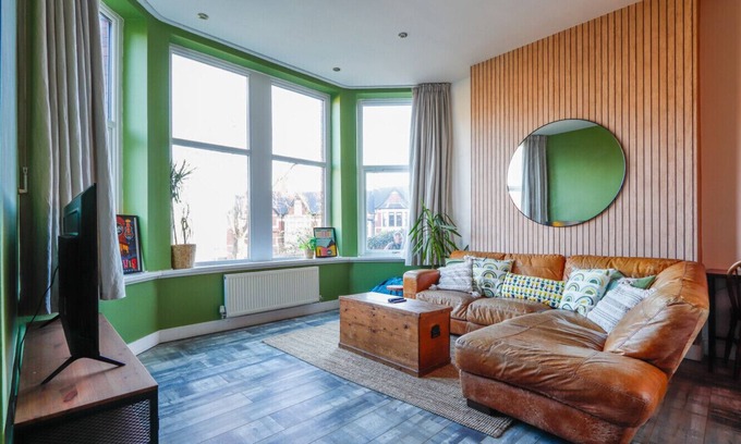 Barry Apartment | Leah Suite by Koya Homes - Sea View