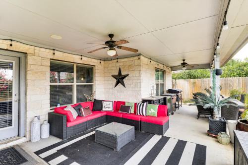 Leander House | Leander Getaway with Patio 11 Mi to Austin Aquarium