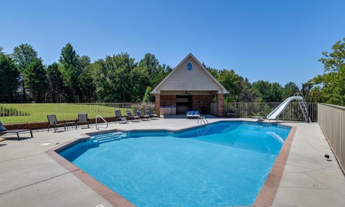 Lebanon House | Lebanon Family Getaway with Pool, Bikes and Trails!