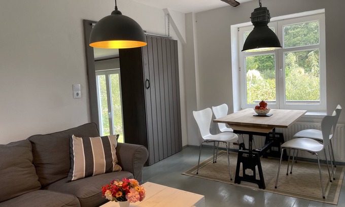 Althemmoor House | Leben am See. Kleines, Feines Ferienhaus auf Naturgrundstück Direkt am See