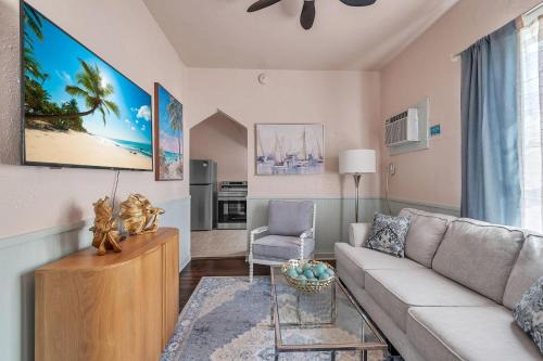 Gulfport House | Ledoux Carre' #1