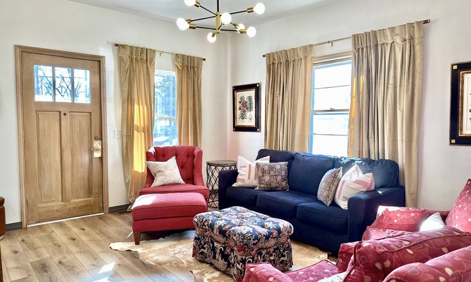Oskaloosa House | Lee’s Garden House