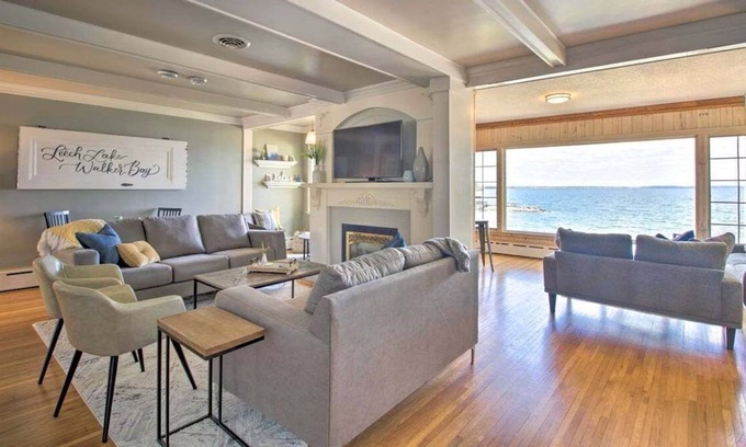 Walker House | Leech Lake Beauty: Spacious and Cozy lakefront home