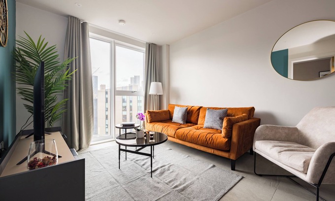 Leeds Apartment | Leeds Centre by Charles Hope