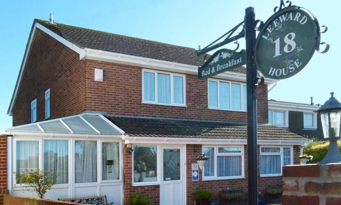 Lee-on-the-Solent Bed & Breakfast | Leeward House B&B