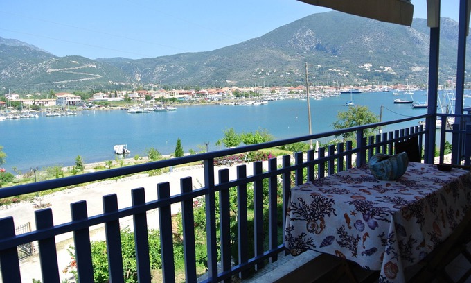Geni Apartment | Lefkada Nydri Geni. For 4pers. apartment in residence 4 places two-room apartment p1