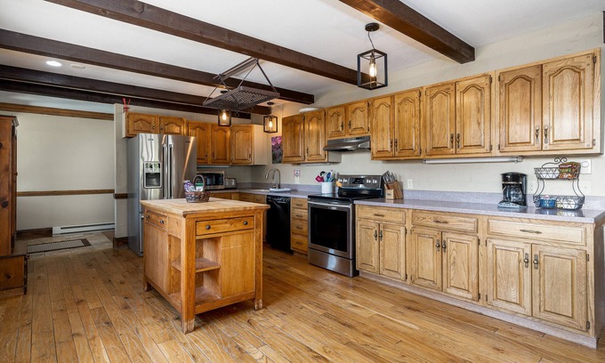 West Yellowstone House | Legacy West