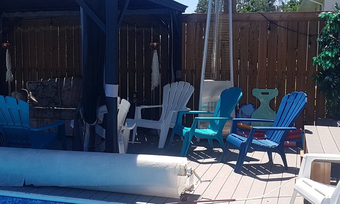 Rutland House | Legal Vacation Rental, Your home away from home in orchard and wine country.