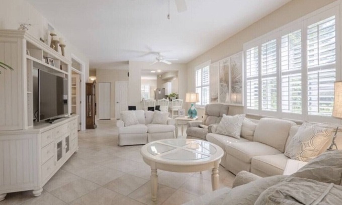Biggar Condo | Legends Golf and Country Club main floor condo