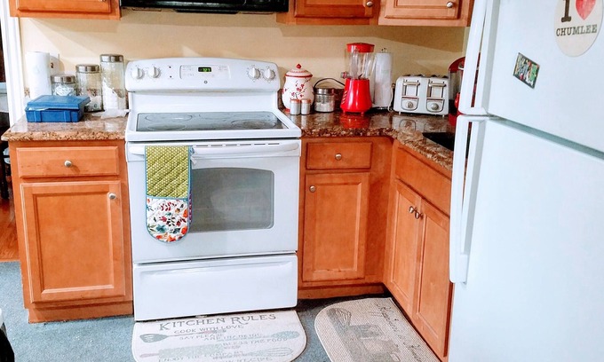 Phillipsburg House | LEHIGH VALLEY furnished house ideal for business traveller
