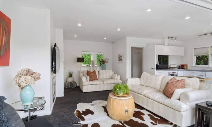 Merivale House | Leinster Oasis - Merivale