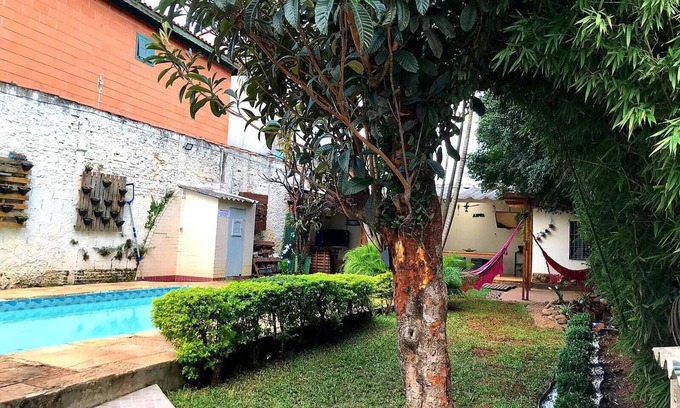 Jardim Oriental House | Leisure area, accommodation with swimming pool and barbecue. Close to the subway and SPExpo