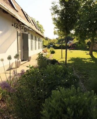 Balatonlelle House | Lelle Cottage