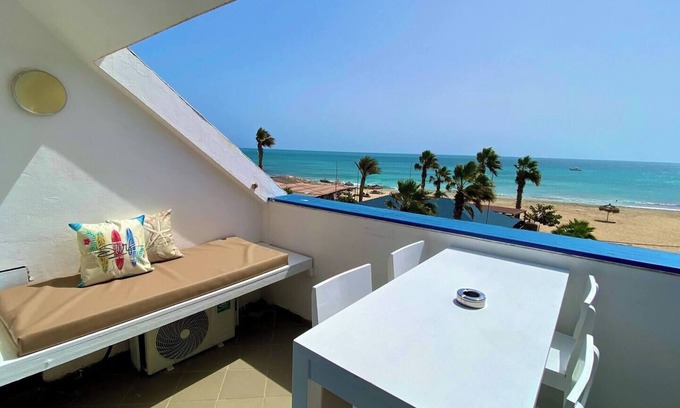 Santa Maria Apartment | Leme Bedje Sea View - Pool & Wifi