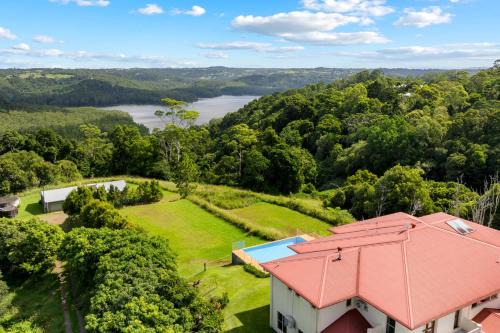 Montville House | Lemon Grove - Montville Manor